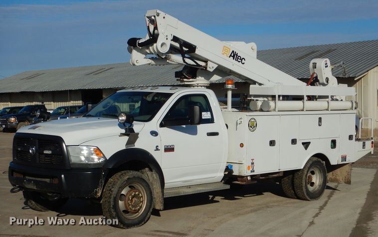 image for item DH6383 2012 Dodge Ram 5500 bucket truck