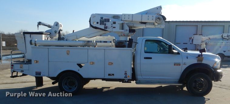 image for item DH6383 2012 Dodge Ram 5500 bucket truck