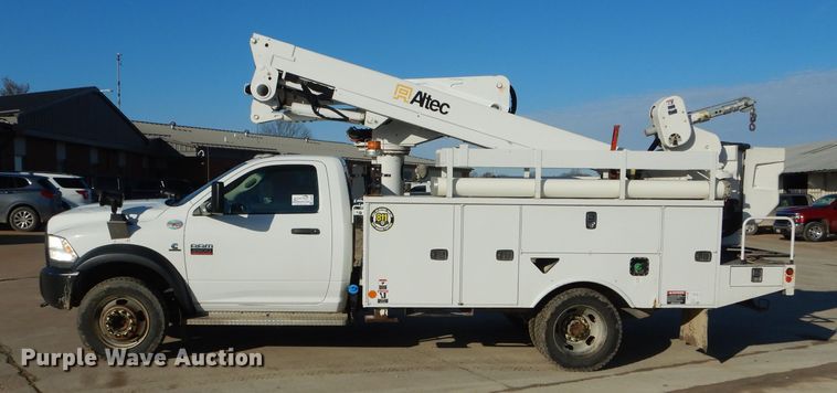 image for item DH6383 2012 Dodge Ram 5500 bucket truck