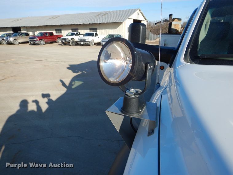 image for item DH6383 2012 Dodge Ram 5500 bucket truck