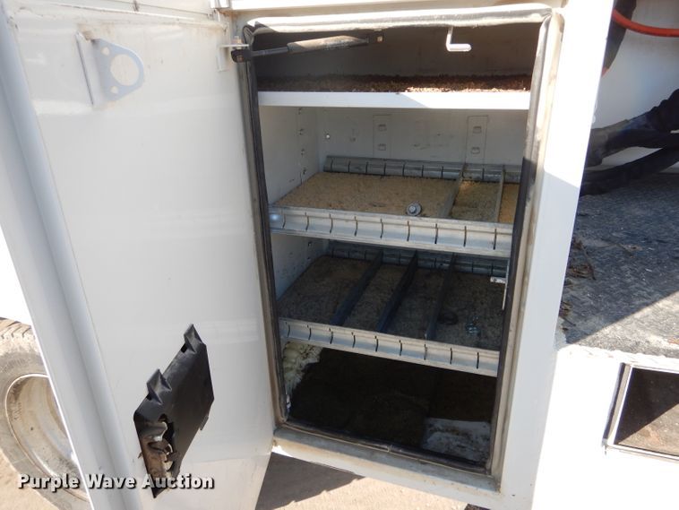 image for item DH6383 2012 Dodge Ram 5500 bucket truck