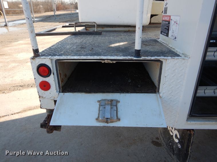 image for item DH6383 2012 Dodge Ram 5500 bucket truck