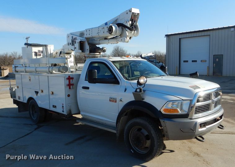 image for item DH6384 2011 Dodge Ram 5500 bucket truck
