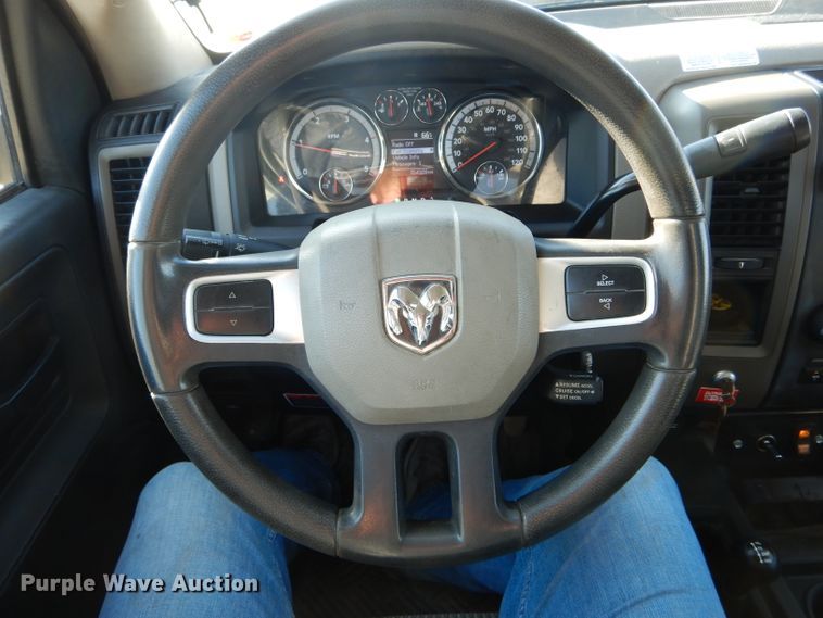 image for item DH6384 2011 Dodge Ram 5500 bucket truck