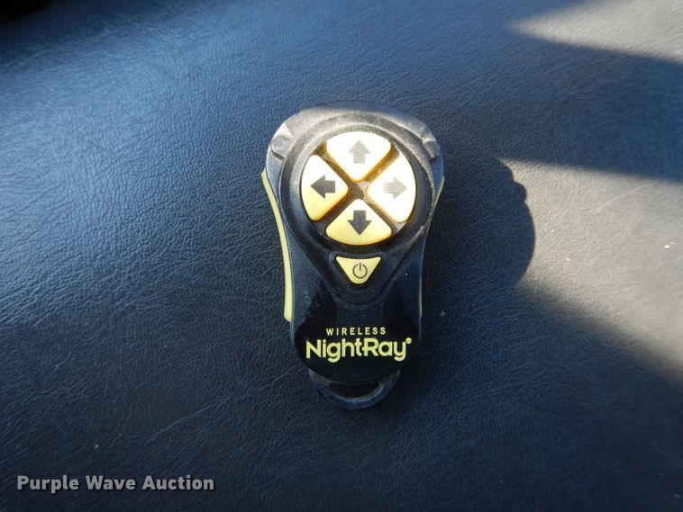 image for item DH6384 2011 Dodge Ram 5500 bucket truck