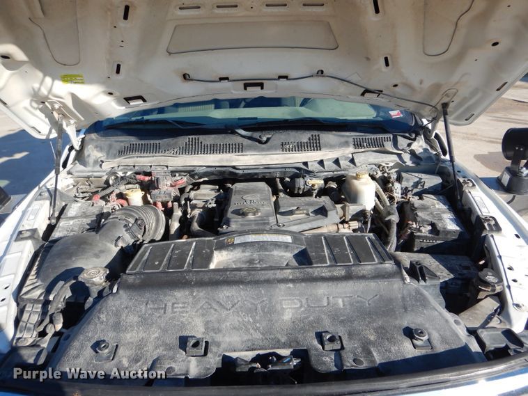 image for item DH6384 2011 Dodge Ram 5500 bucket truck