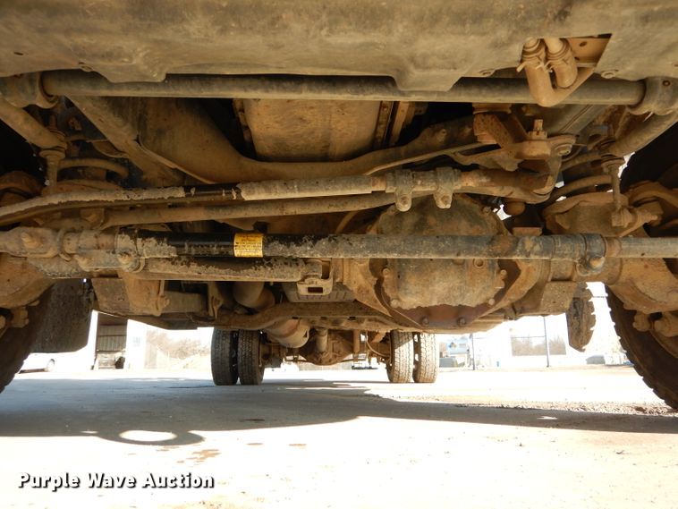 image for item DH6384 2011 Dodge Ram 5500 bucket truck