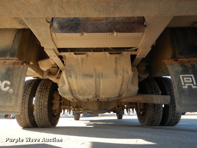 image for item DH6384 2011 Dodge Ram 5500 bucket truck