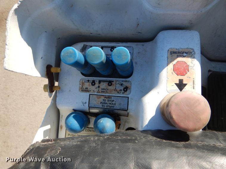 image for item DH6384 2011 Dodge Ram 5500 bucket truck