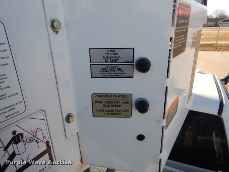 image for item DH6384 2011 Dodge Ram 5500 bucket truck