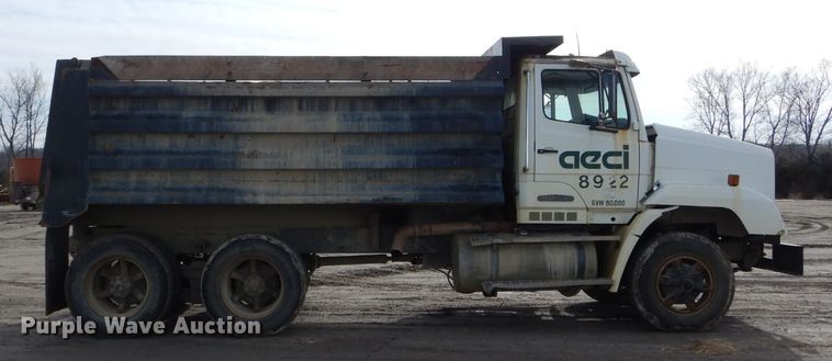 image for item DH6404 1987 Freightliner FLC dump truck