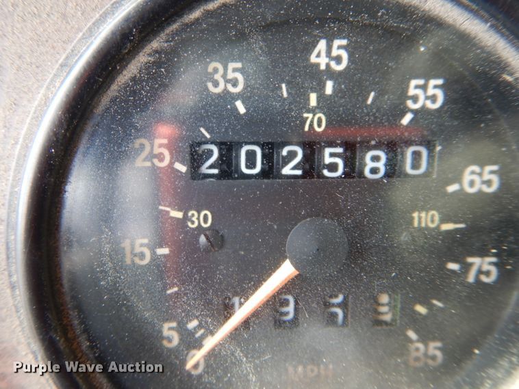 image for item DH6404 1987 Freightliner FLC dump truck