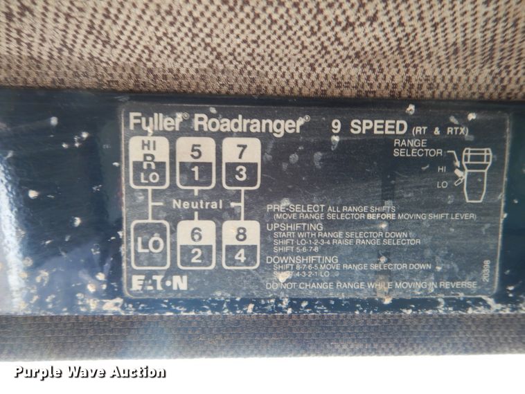 image for item DH6404 1987 Freightliner FLC dump truck