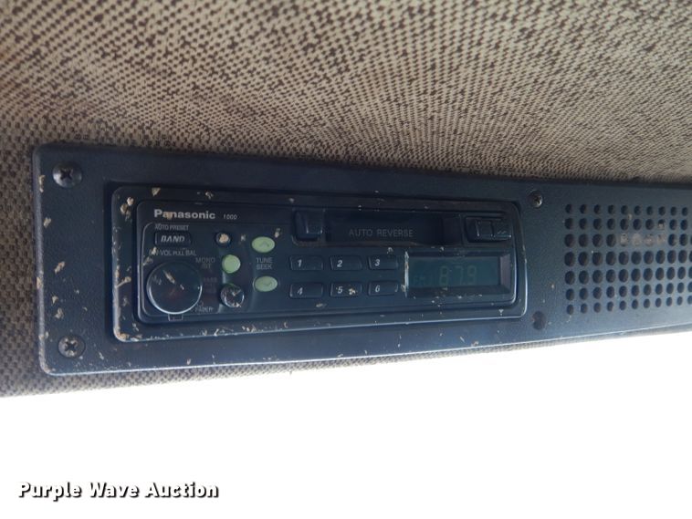 image for item DH6404 1987 Freightliner FLC dump truck