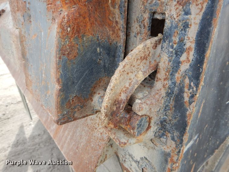 image for item DH6404 1987 Freightliner FLC dump truck