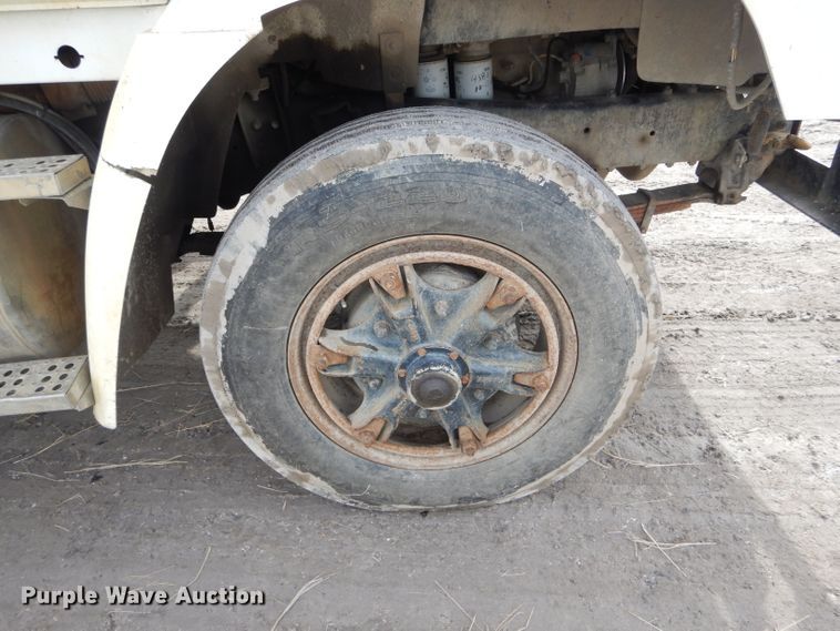 image for item DH6404 1987 Freightliner FLC dump truck