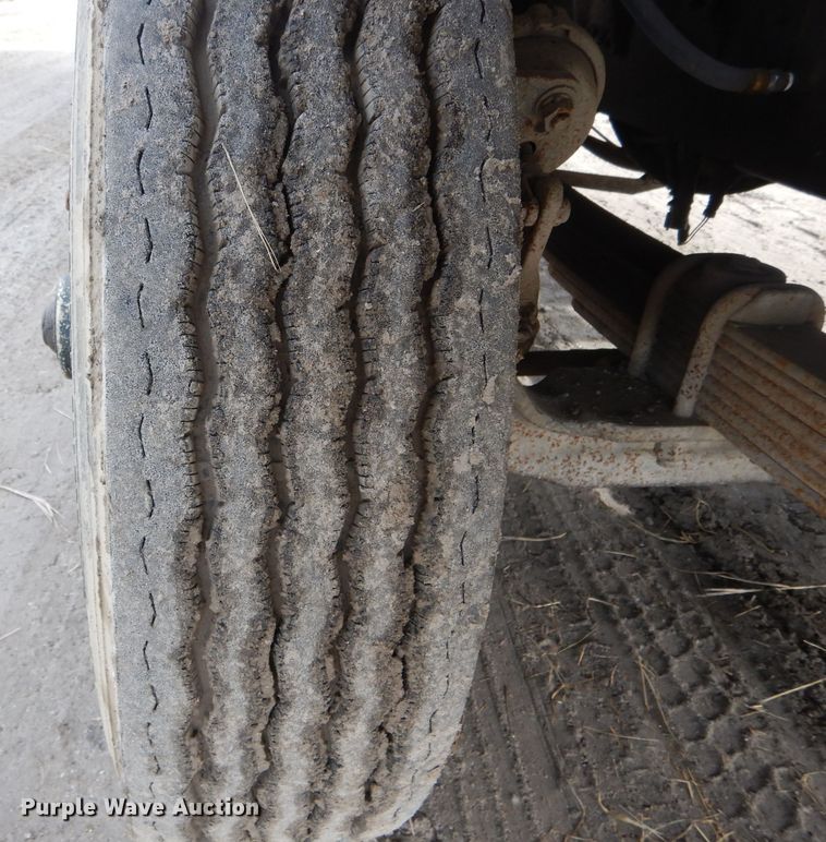 image for item DH6404 1987 Freightliner FLC dump truck