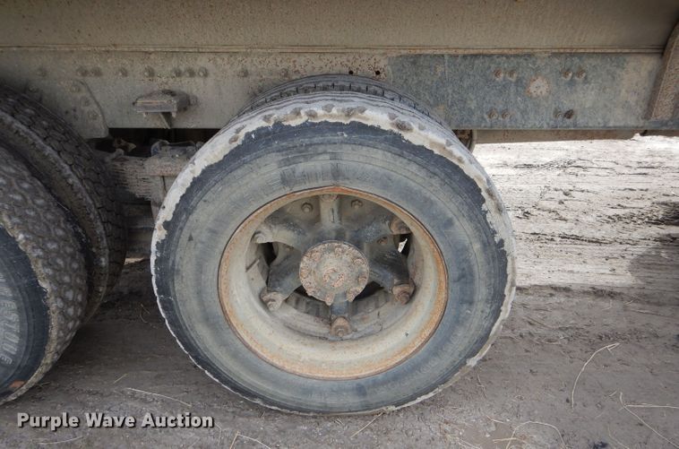 image for item DH6404 1987 Freightliner FLC dump truck