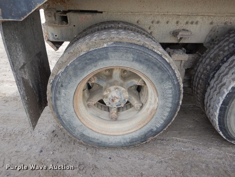 image for item DH6404 1987 Freightliner FLC dump truck