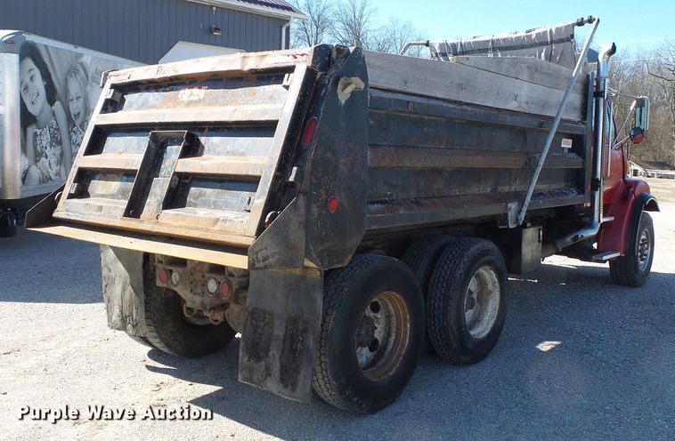 image for item DH7858 2000 Sterling L-Line construction dump truck