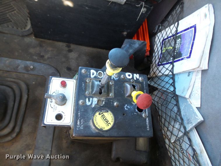 image for item DH7858 2000 Sterling L-Line construction dump truck