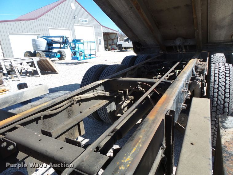 image for item DH7858 2000 Sterling L-Line construction dump truck