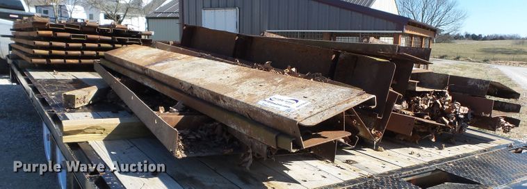 image for item DH7859 Approximately 90 concrete forms