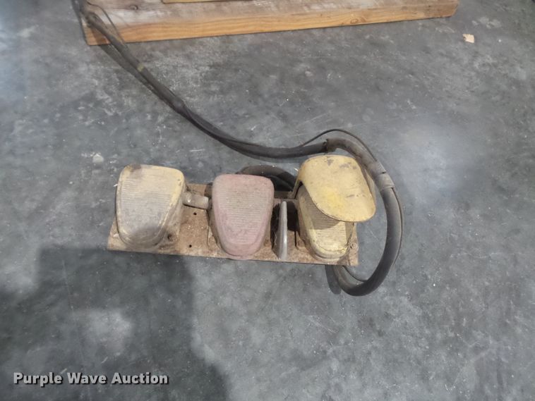 image for item DH7866 Chicago Dreis & Kromp SBA104 steel press brake