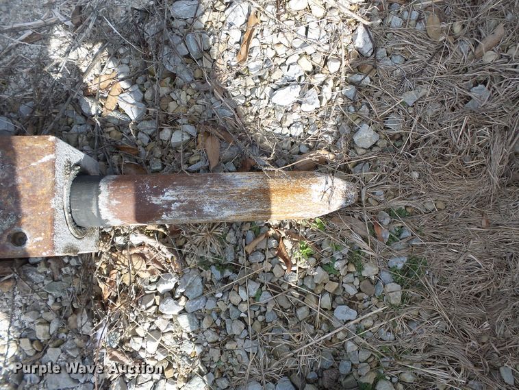 image for item DH7871 John Deere HH60 skid steer breaker