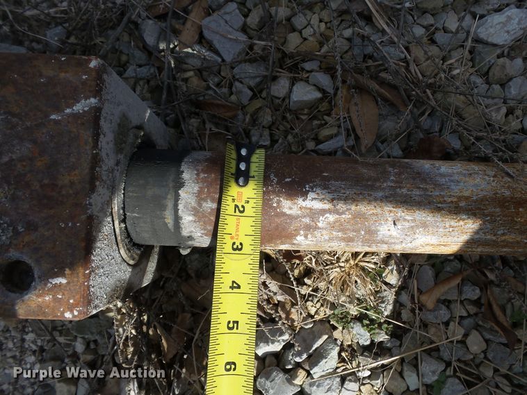 image for item DH7871 John Deere HH60 skid steer breaker