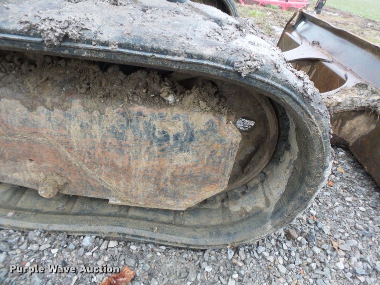 image for item DH7872 2005 Bobcat 341G mini excavator