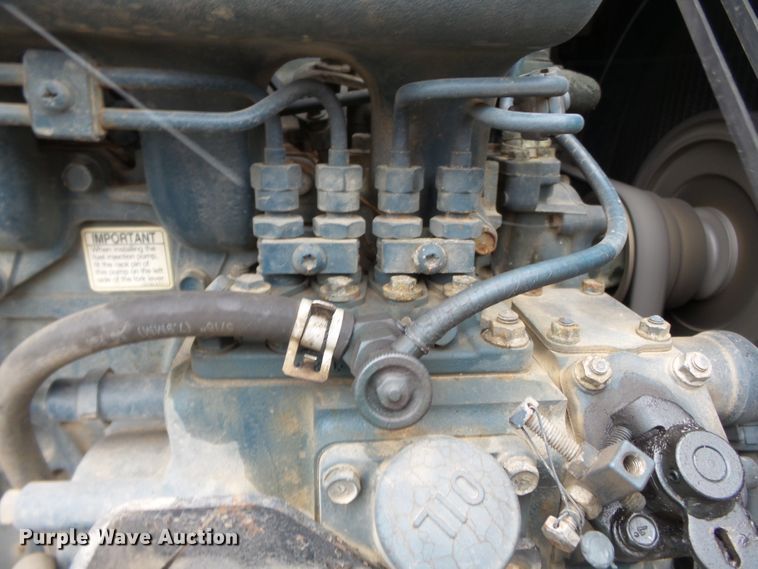 image for item DH7872 2005 Bobcat 341G mini excavator