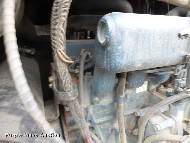 image for item DH7872 2005 Bobcat 341G mini excavator