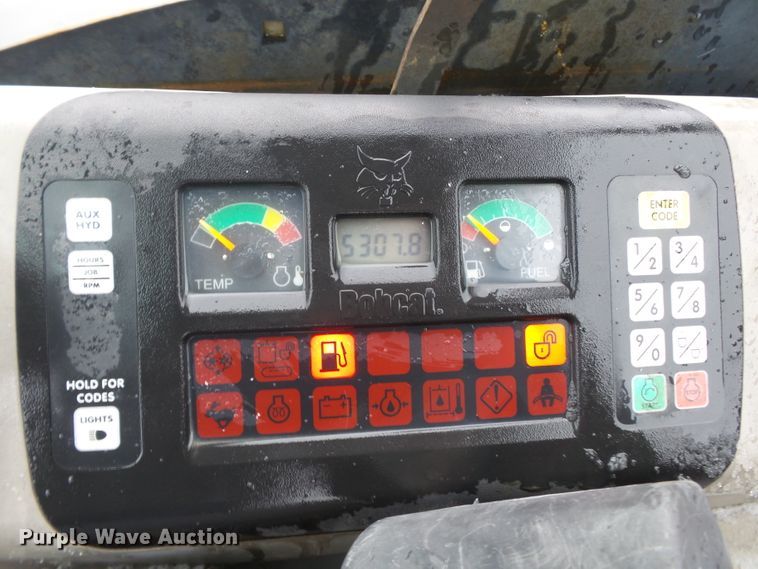 image for item DH7872 2005 Bobcat 341G mini excavator