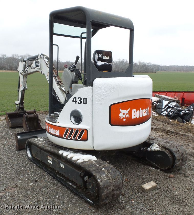 image for item DH7873 2004 Bobcat 430 ZHS mini excavator