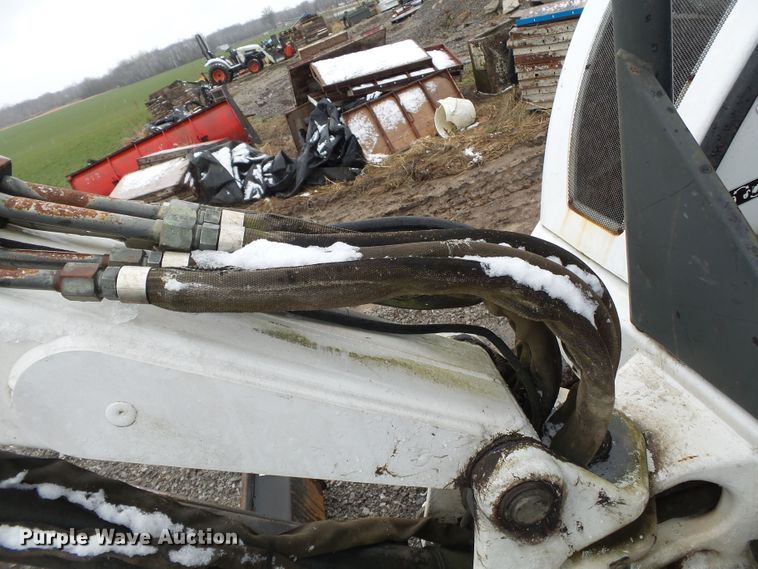 image for item DH7873 2004 Bobcat 430 ZHS mini excavator