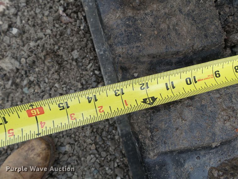 image for item DH7873 2004 Bobcat 430 ZHS mini excavator