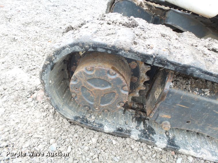 image for item DH7873 2004 Bobcat 430 ZHS mini excavator