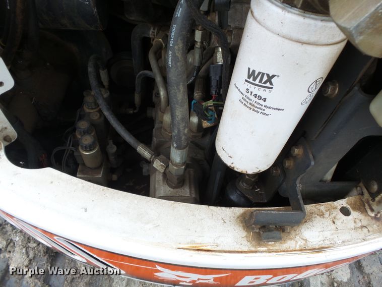 image for item DH7873 2004 Bobcat 430 ZHS mini excavator