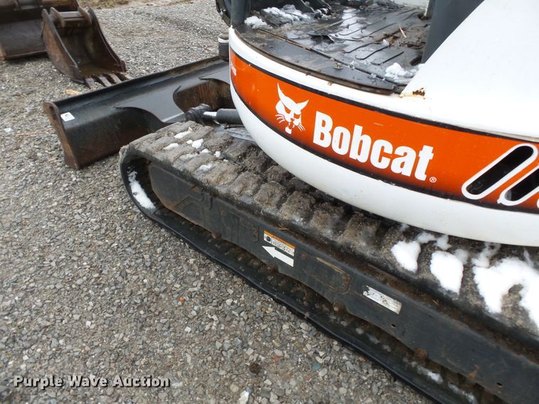 image for item DH7873 2004 Bobcat 430 ZHS mini excavator