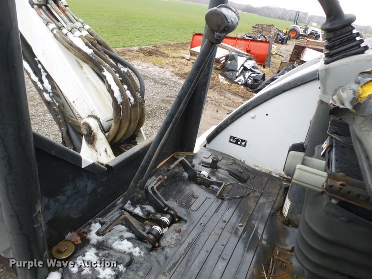 image for item DH7873 2004 Bobcat 430 ZHS mini excavator