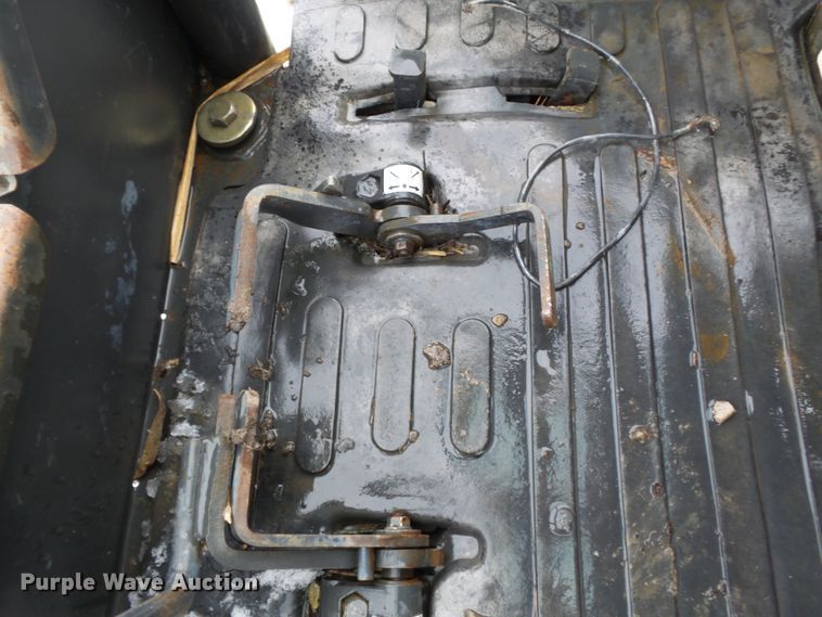 image for item DH7873 2004 Bobcat 430 ZHS mini excavator