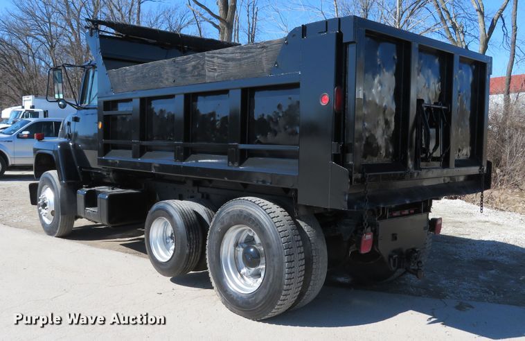 image for item DI2072 1990 Ford L8000 dump truck