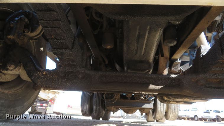 image for item DI2072 1990 Ford L8000 dump truck