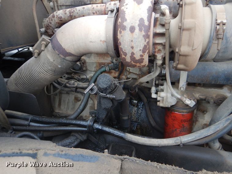 image for item DI2358 1990 International F9370 dump truck