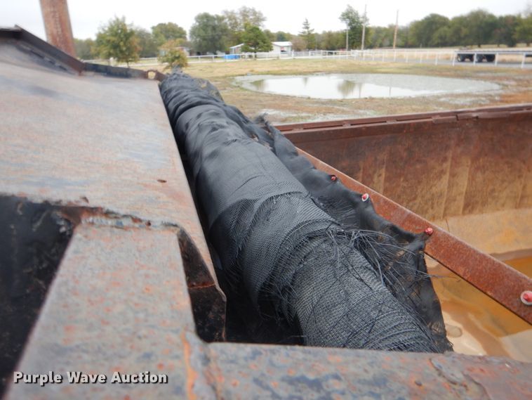 image for item DI2358 1990 International F9370 dump truck