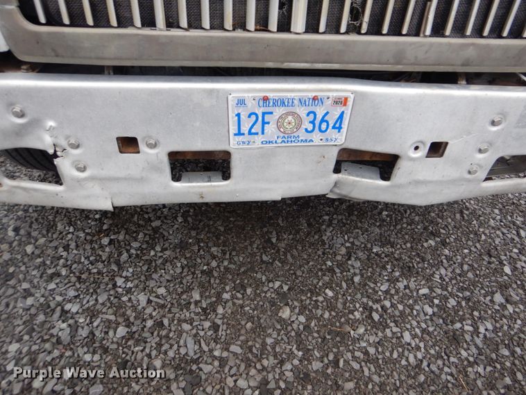 image for item DI2358 1990 International F9370 dump truck