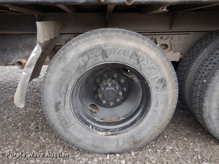 image for item DI2358 1990 International F9370 dump truck