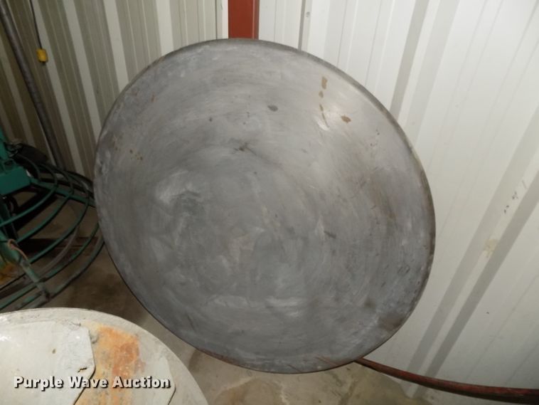 image for item DO9411 MQ Whiteman HHN31VTCSL power trowel