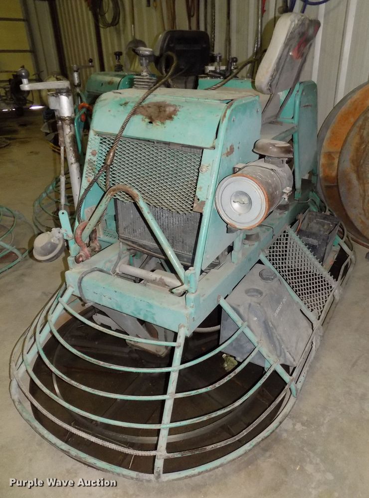 image for item DO9412 MQ Whiteman power trowel